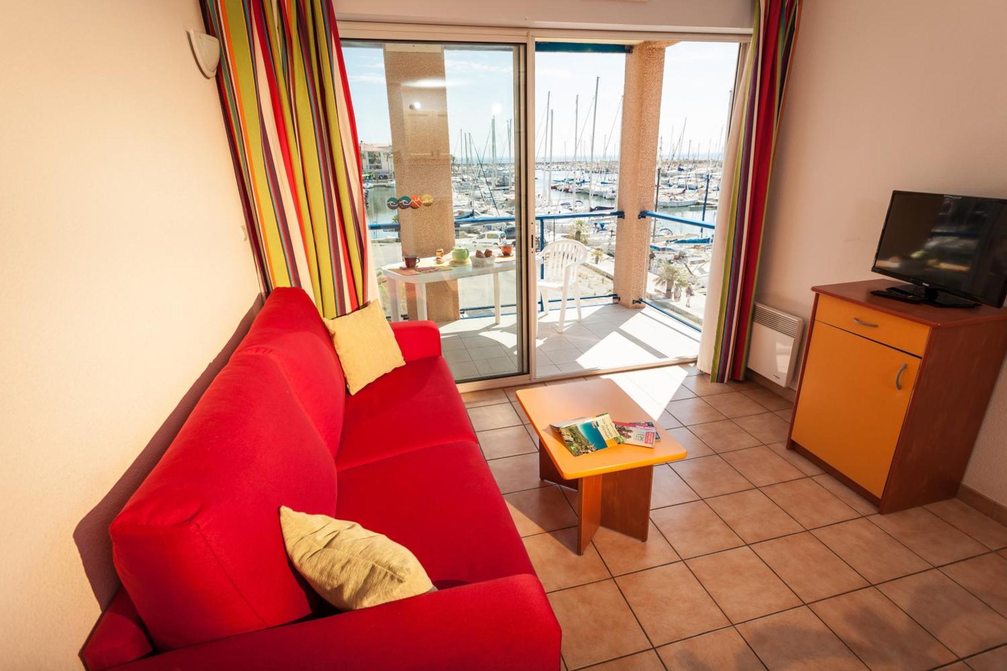 One-Bedroom Apartment - Harbor Side